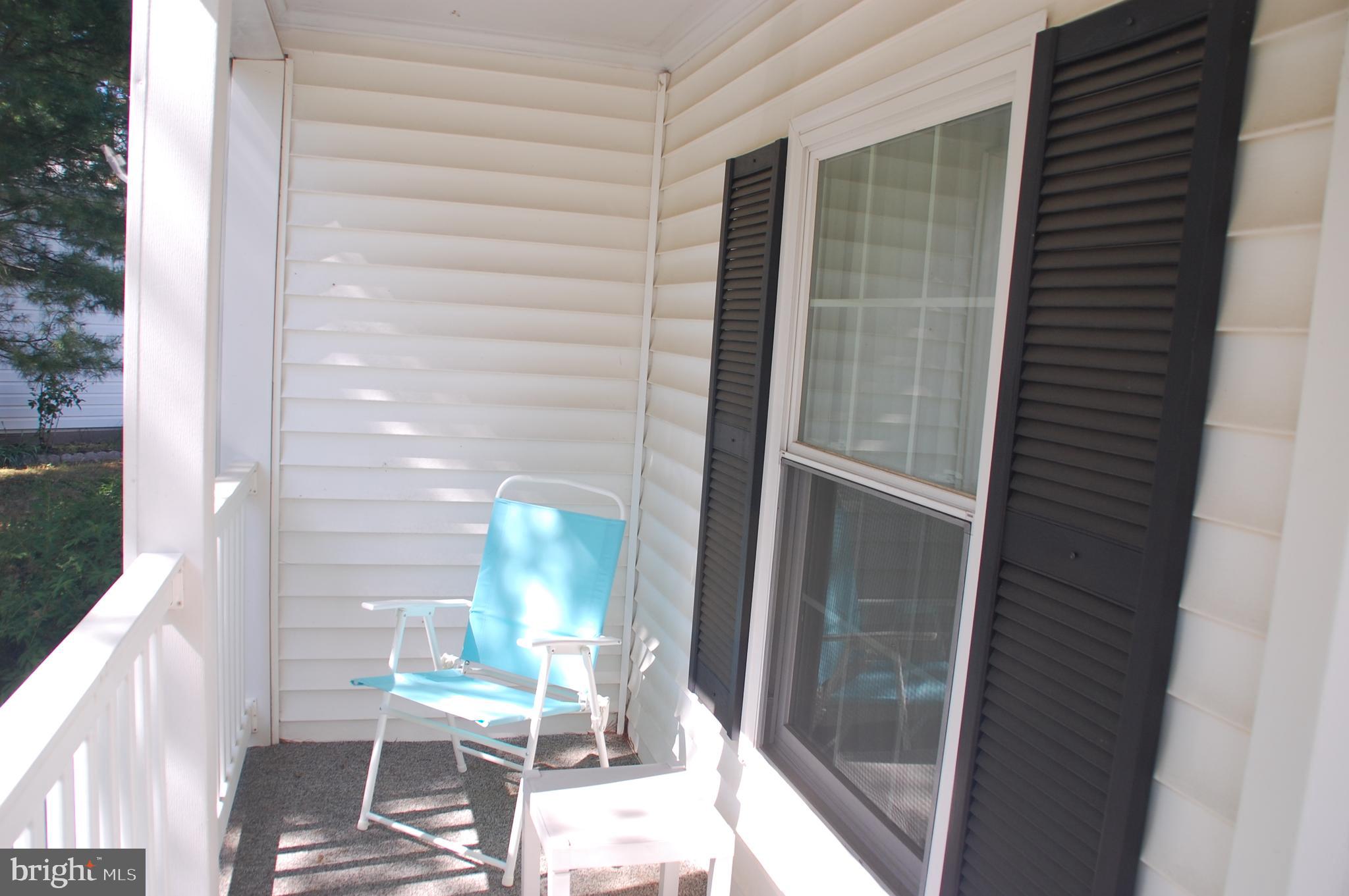 11 Sutton Place Souderton, PA 18964 - Photo 2 of 48 Covered front porch.