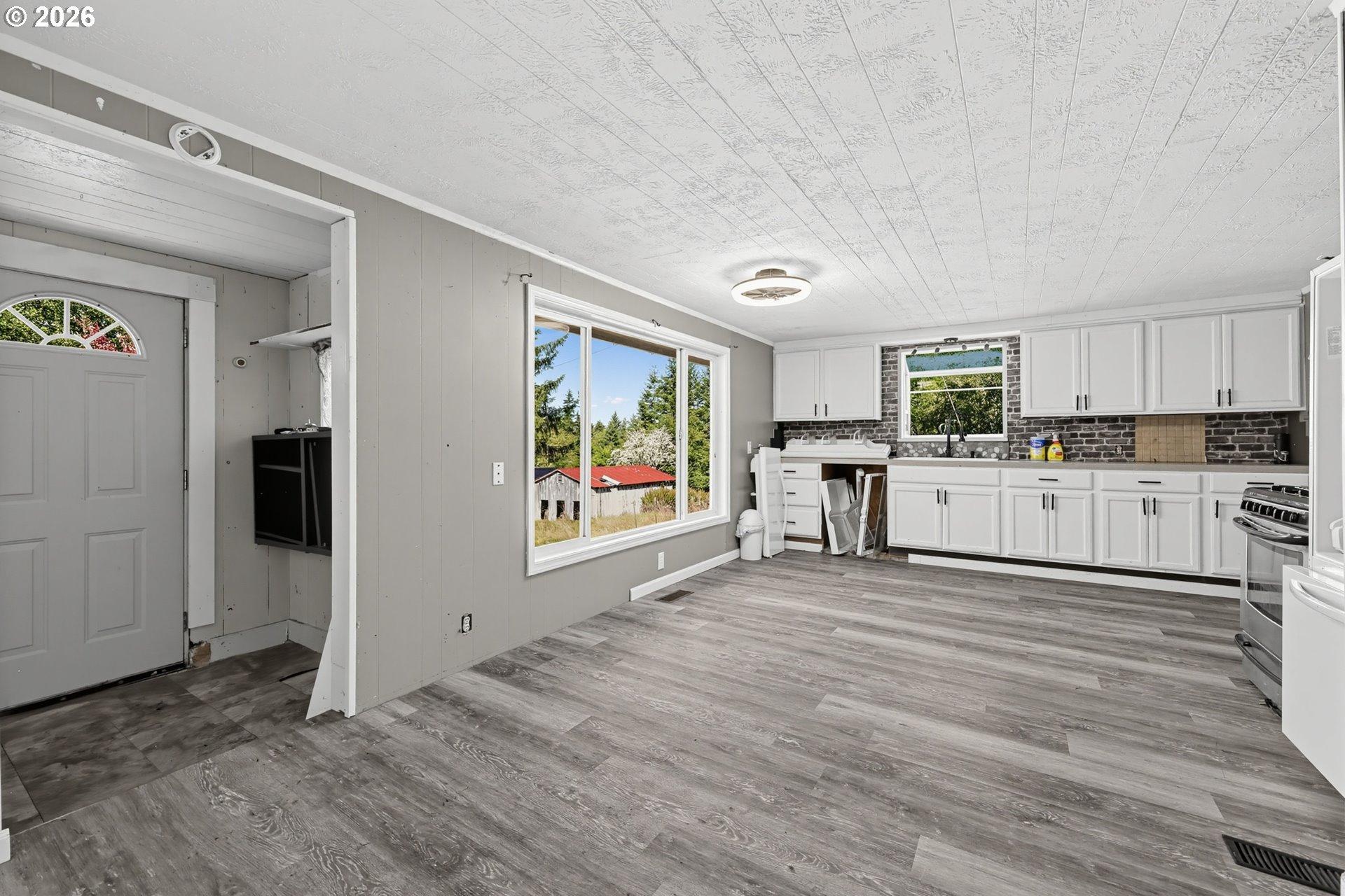 91921 George Hill Road Astoria, OR 97103 - Photo 12 of 29 Gallery Image 12