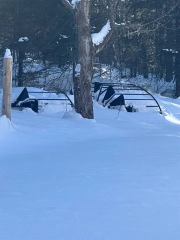 $150,000 | 9 Dry Pond Road, Glover, VT 05839