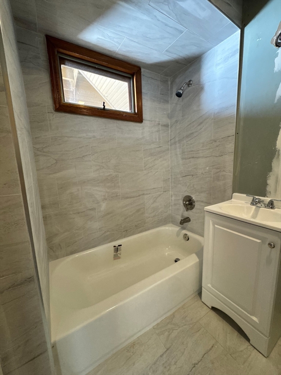 34 King Philip Road, Unit 2 Worcester, MA 01606 - Photo 8 of 19