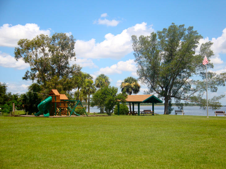 1269 Southwest Dyer Point Road Palm City, FL 34990 - Photo 28 of 35 LHP Park