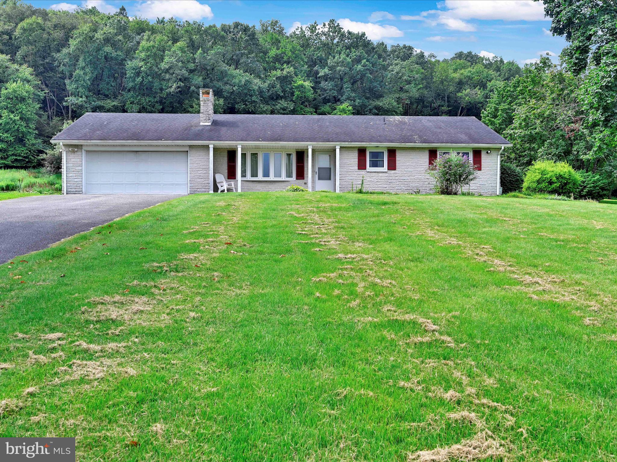 20 Brookside Road Pine Grove, PA 17963 - Photo 3 of 41 Front
