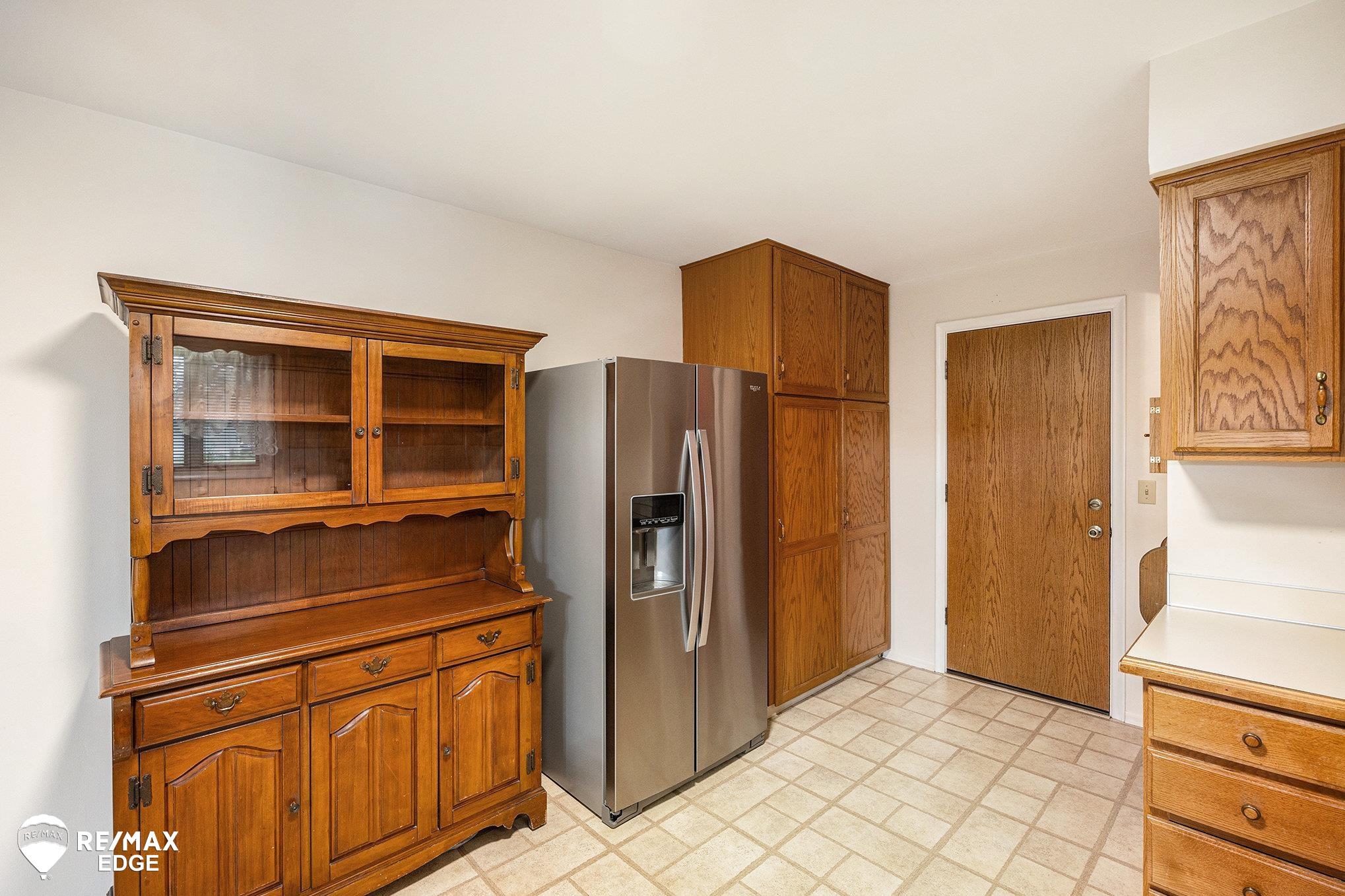 8208 East Potter Road Davison, MI 48423 - Photo 12 of 34 50181634-8550a7bc-d117-4e4f-9de1-0a20fe4fed90.JPG