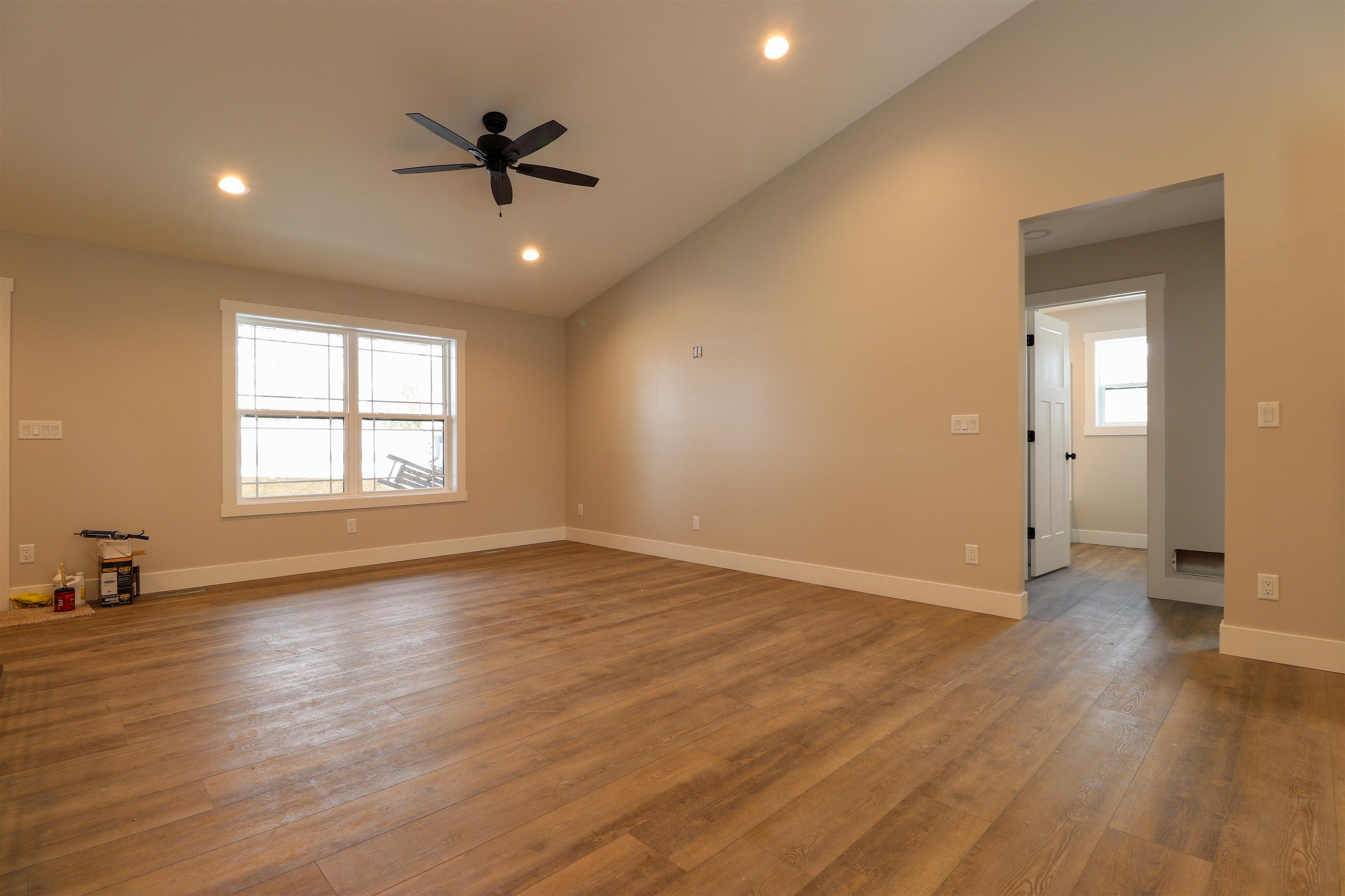 801 Hawkeye Heights Road Dubuque, IA 52001 - Photo 3 of 30 Gallery Image 3