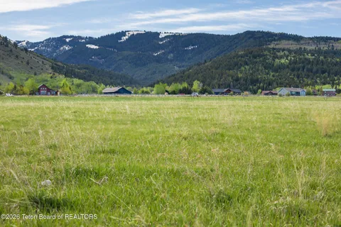 $1,299,000 | 1270 East 4625 South, Victor, ID 83455