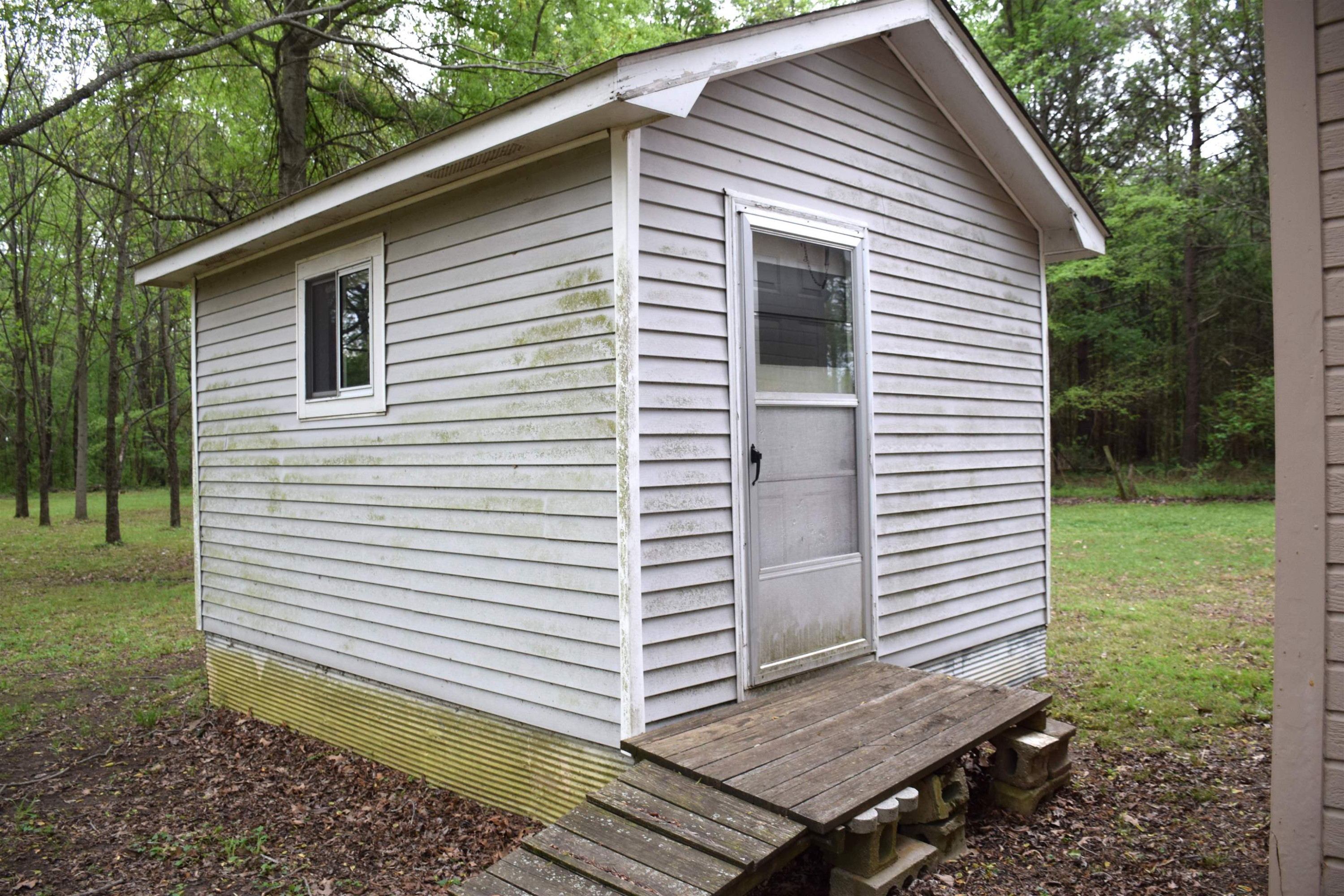 82 Keely Mill Road Trenton, TN 38382 - Photo 34 of 39 Photo 34