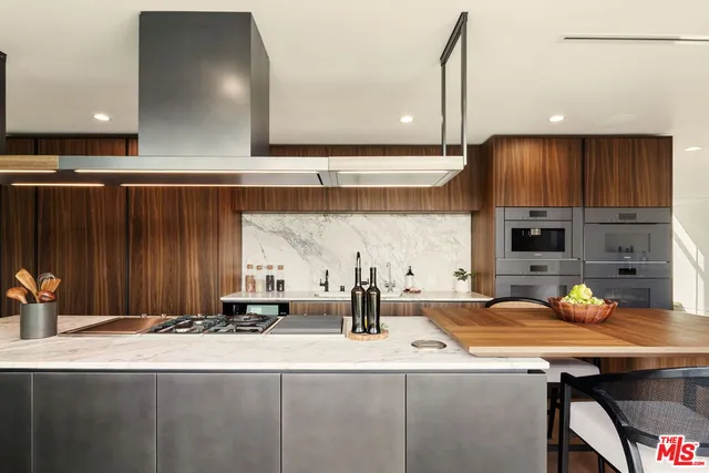 $18,500 | 2422 Apollo Drive, Los Angeles, CA 90046