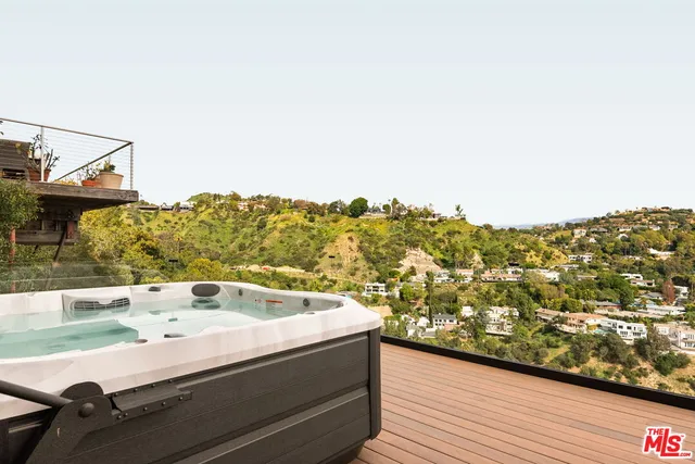 $18,500 | 2422 Apollo Drive, Los Angeles, CA 90046