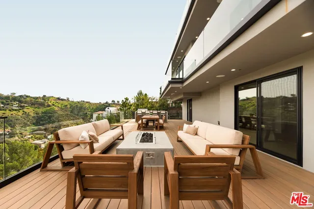 $18,500 | 2422 Apollo Drive, Los Angeles, CA 90046