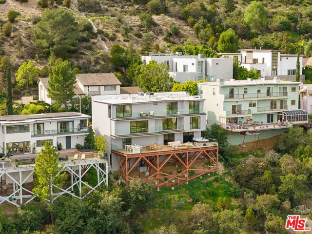 $18,500 | 2422 Apollo Drive, Los Angeles, CA 90046