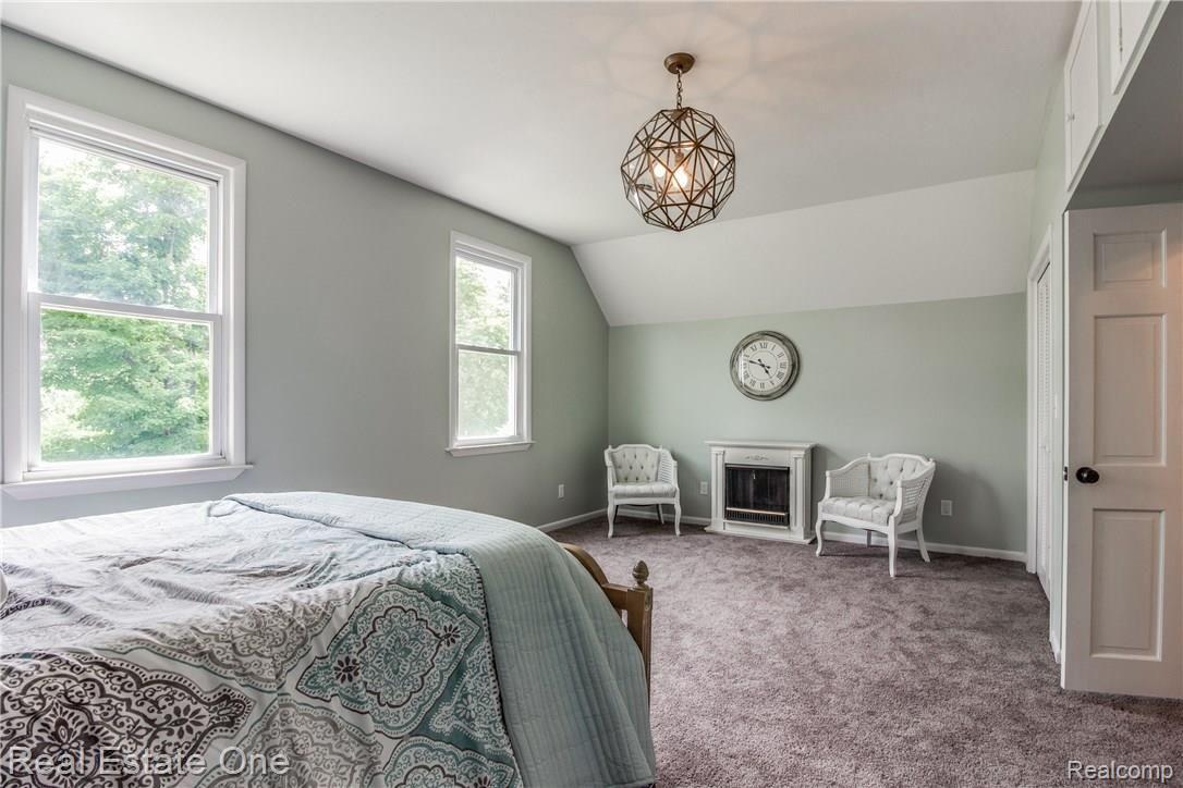 14484 Imlay City Road Capac, MI 48014 - Photo 20 of 39 So much space!