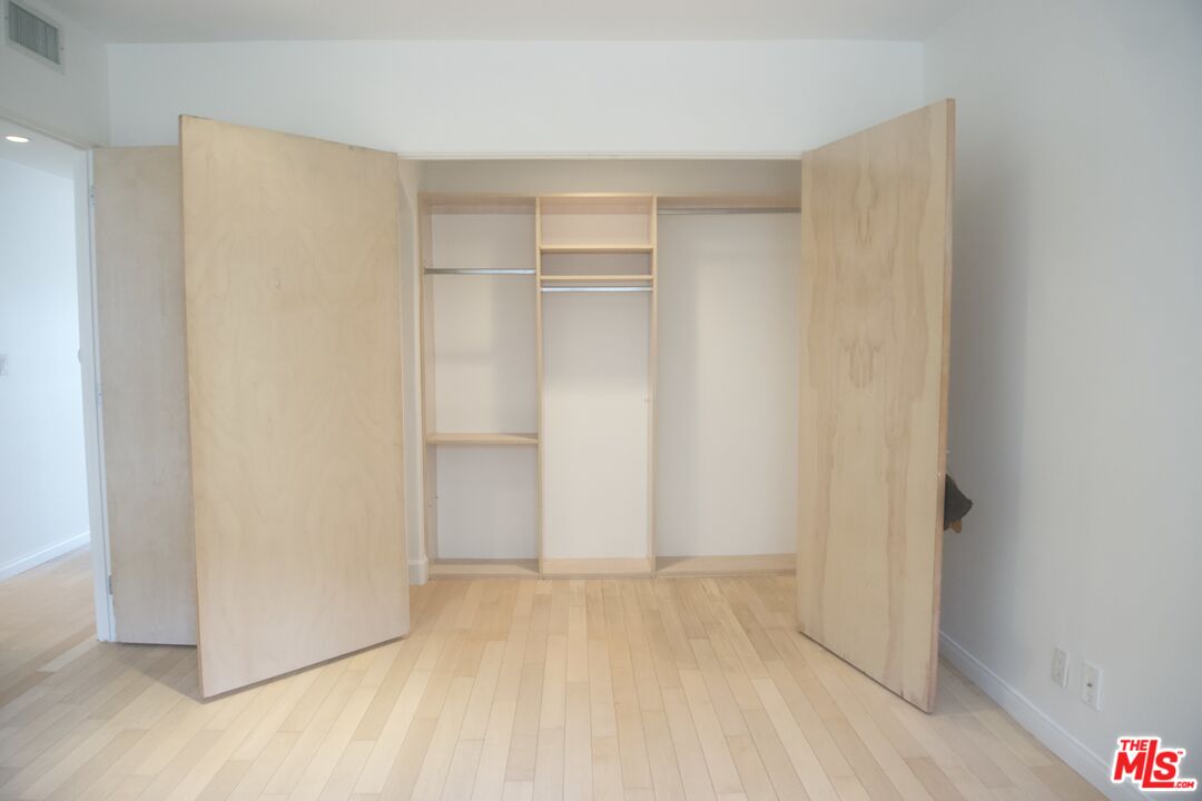 2222 Neilson Way, Unit 101 Santa Monica, CA 90405 - Photo 17 of 65