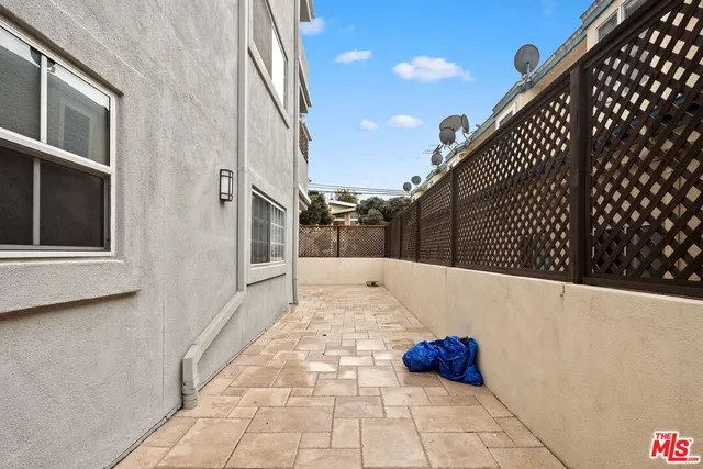 $7,999 | 2222 Neilson Way, Unit 101, Santa Monica, CA 90405