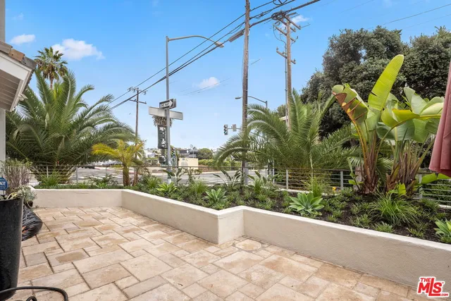 $7,999 | 2222 Neilson Way, Unit 101, Santa Monica, CA 90405