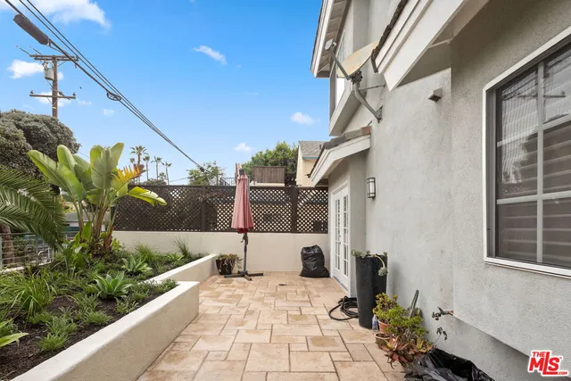 $7,999 | 2222 Neilson Way, Unit 101, Santa Monica, CA 90405