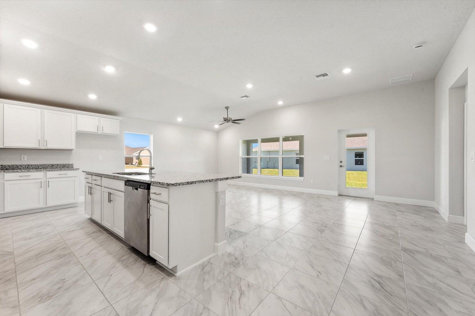 5113 Modeno Street Fort Pierce, FL 34951 - Photo 10 of 23 20241218192830401639000000-o