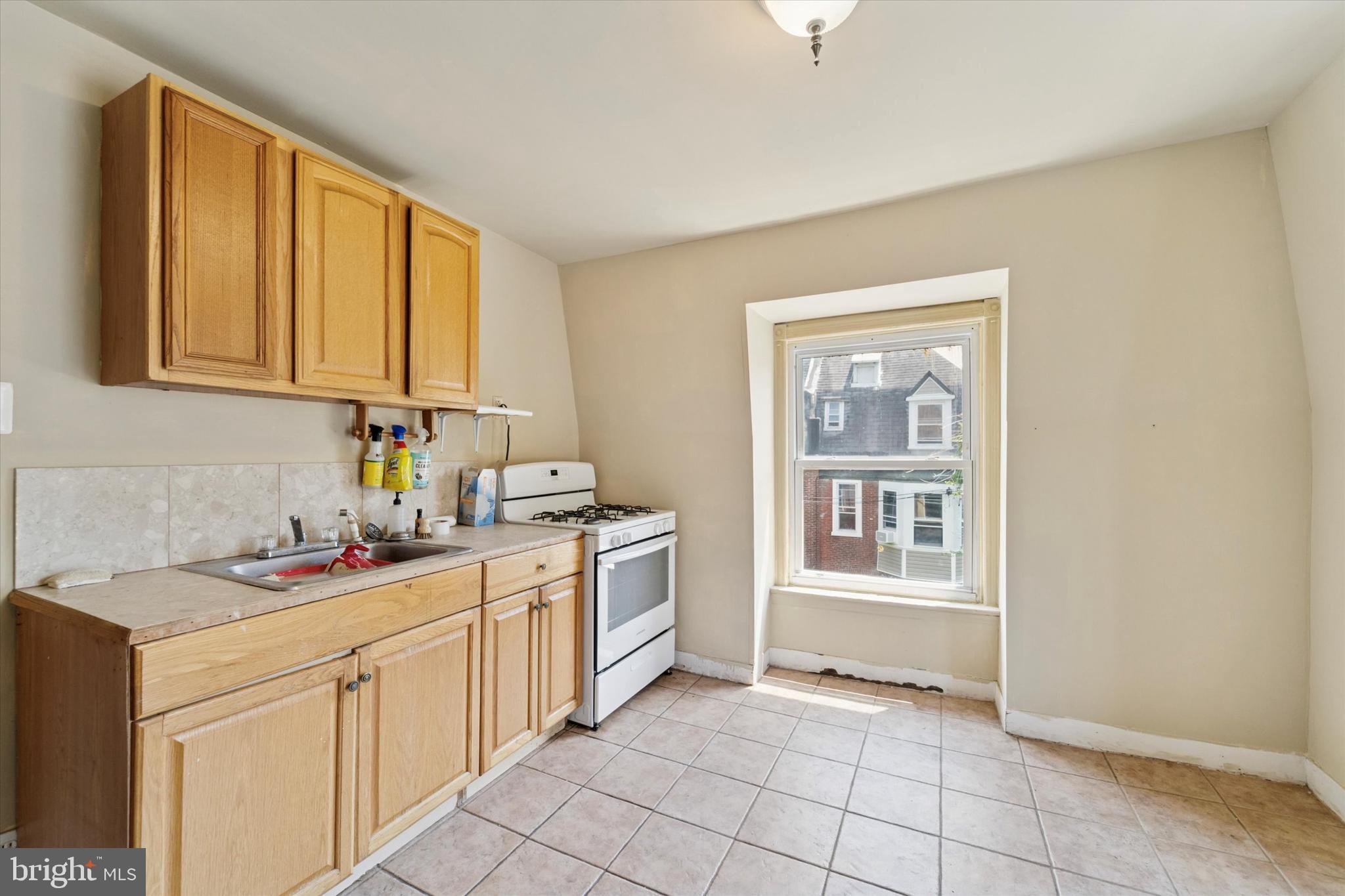 4820 Cedar Avenue Philadelphia, PA 19143 - Photo 26 of 29
