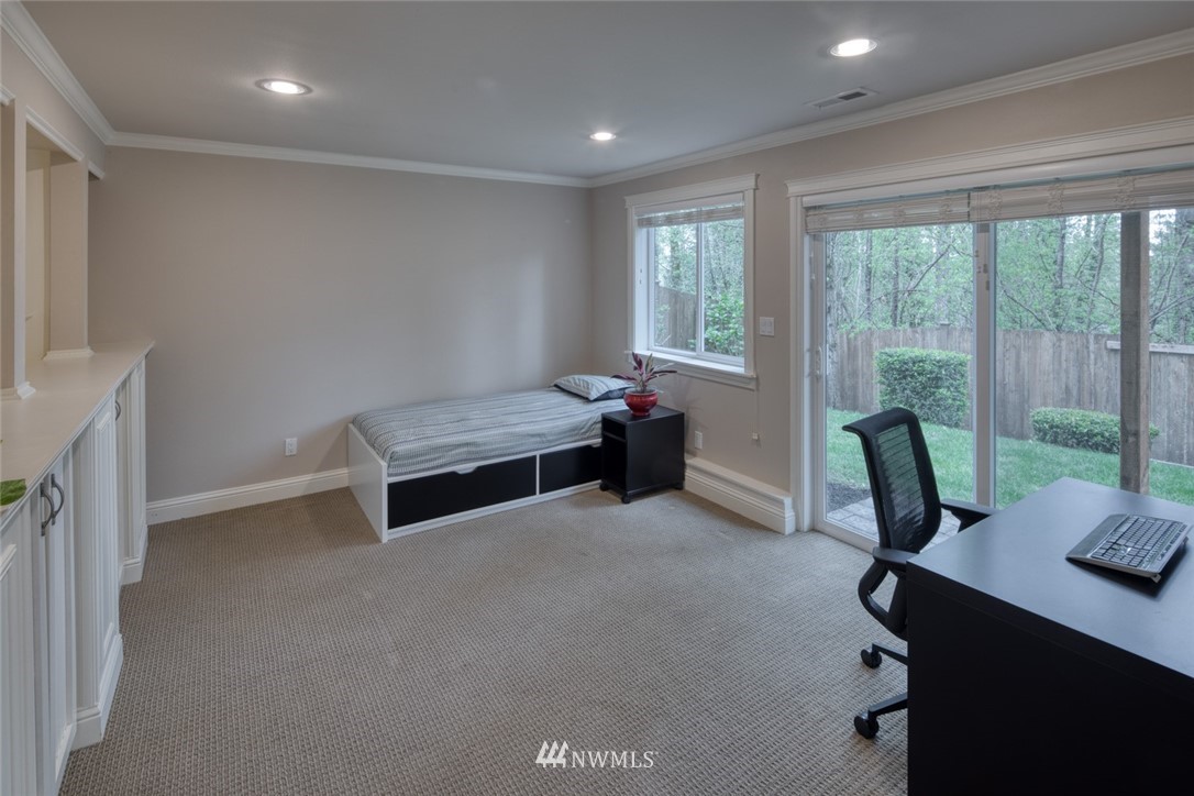 2219 Kennewick Place Northeast Renton, WA 98056 - Photo 18 of 31 Gallery Image 18