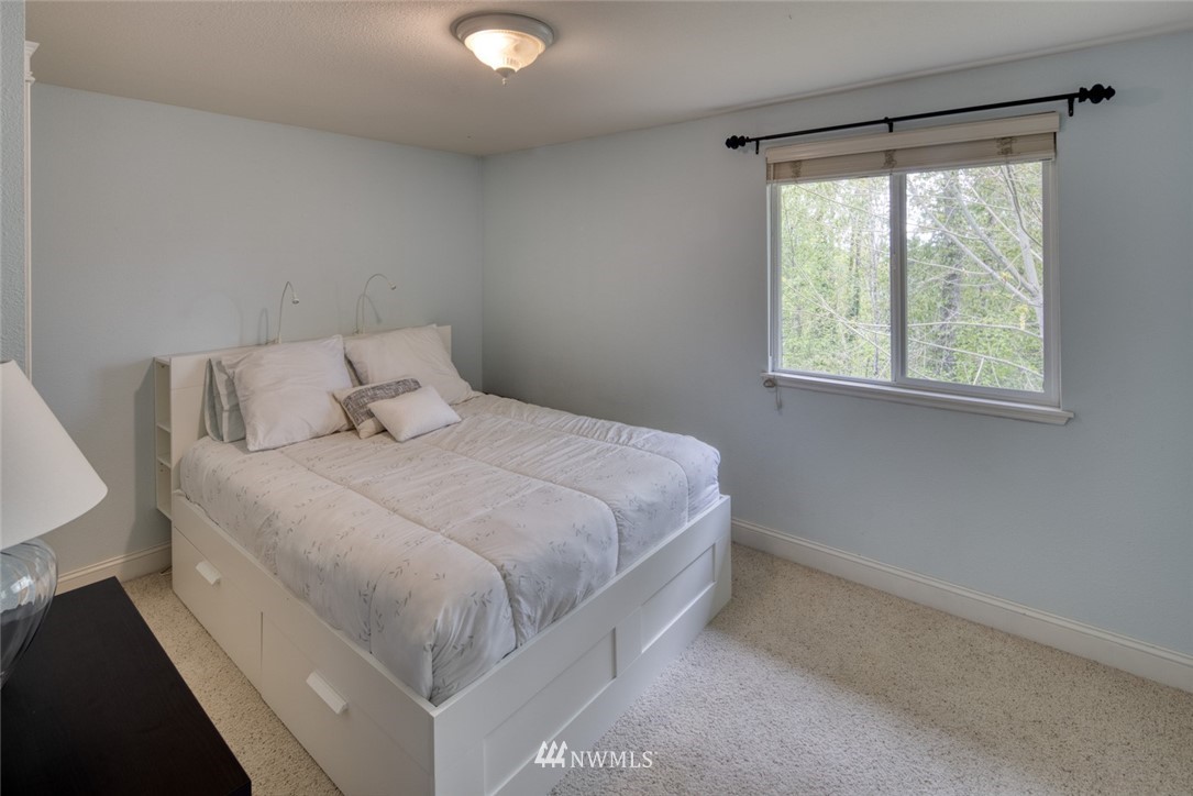 2219 Kennewick Place Northeast Renton, WA 98056 - Photo 21 of 31 Gallery Image 21