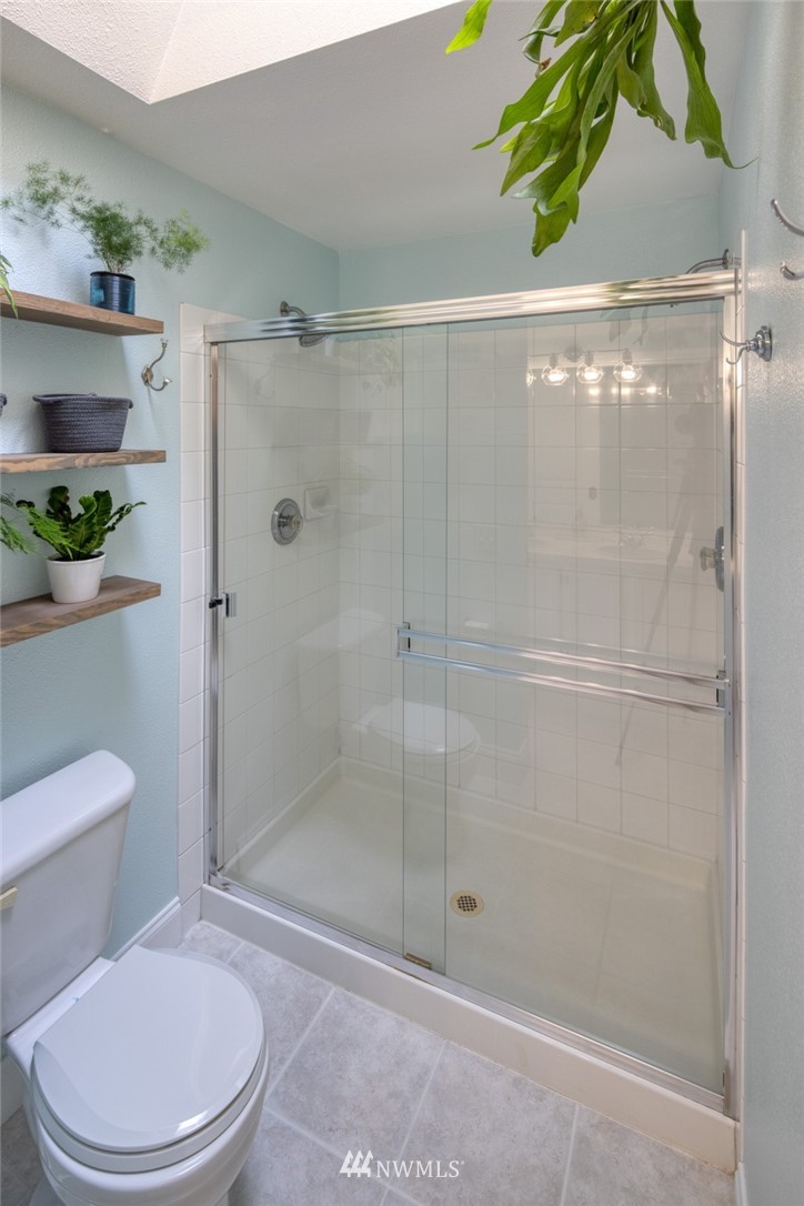 2219 Kennewick Place Northeast Renton, WA 98056 - Photo 25 of 31 Gallery Image 25