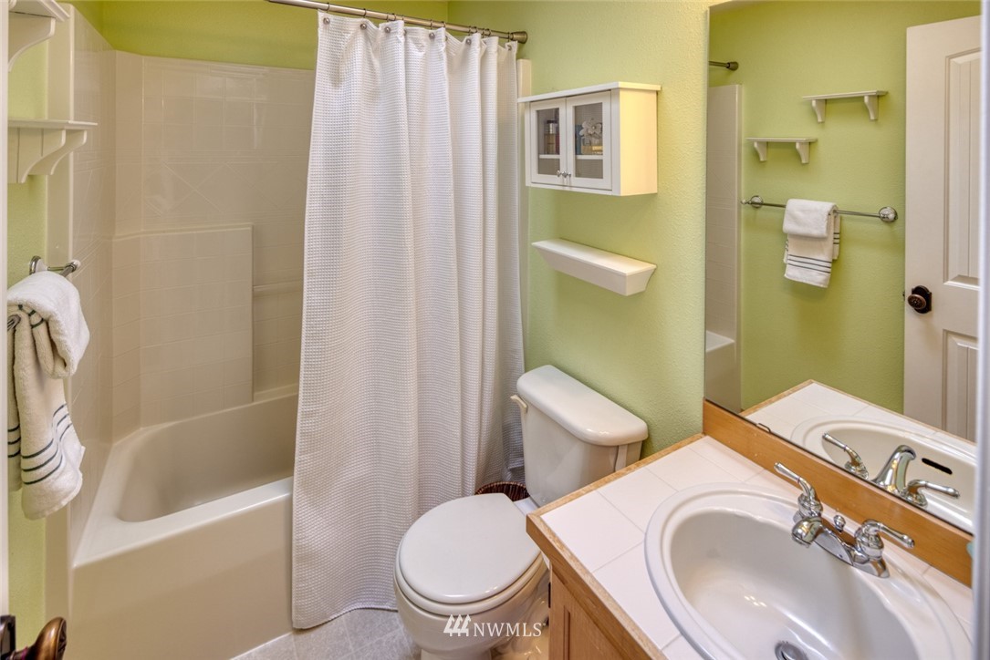 2219 Kennewick Place Northeast Renton, WA 98056 - Photo 26 of 31 Gallery Image 26
