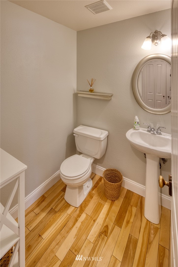 2219 Kennewick Place Northeast Renton, WA 98056 - Photo 27 of 31 Gallery Image 27