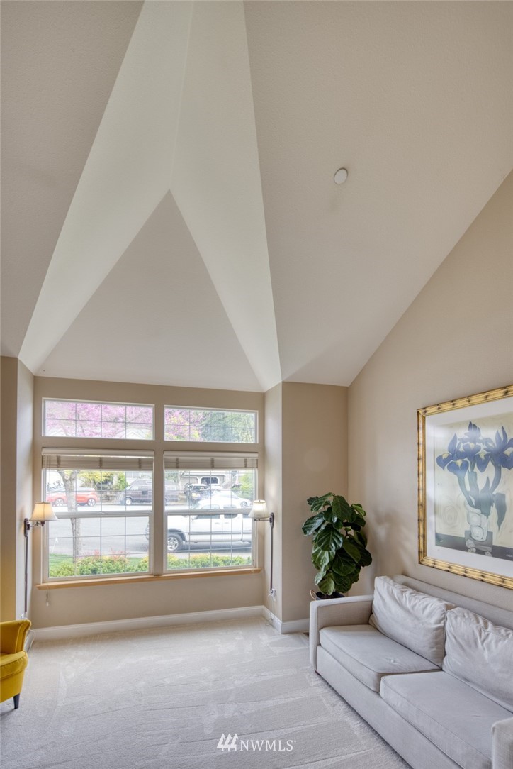 2219 Kennewick Place Northeast Renton, WA 98056 - Photo 8 of 31 Gallery Image 8