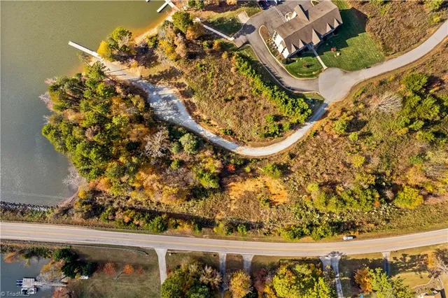 $299,900 | 2005 Sunset Pointe Drive, Salisbury, NC 28146