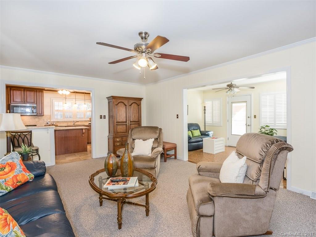 1001 Lansdowne Road Charlotte, NC 28270 - Photo 12 of 24