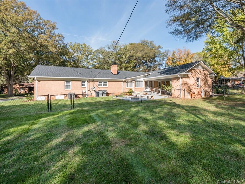 1001 Lansdowne Road Charlotte, NC 28270 - Photo 23 of 24