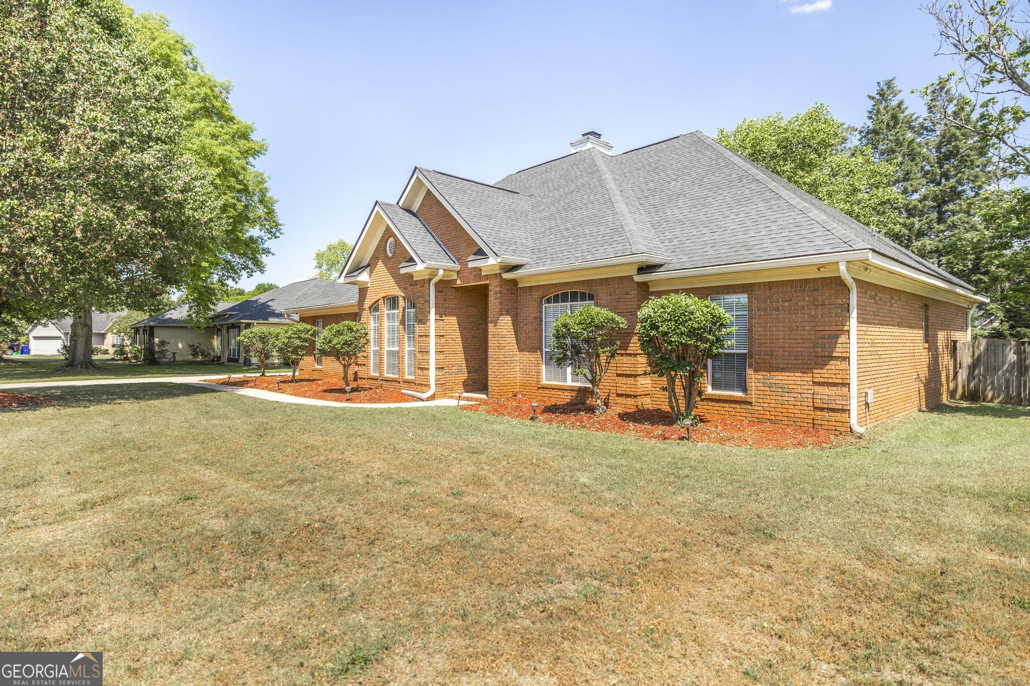 206 Rhett Court Warner Robins, GA 31088 - Photo 4 of 34
