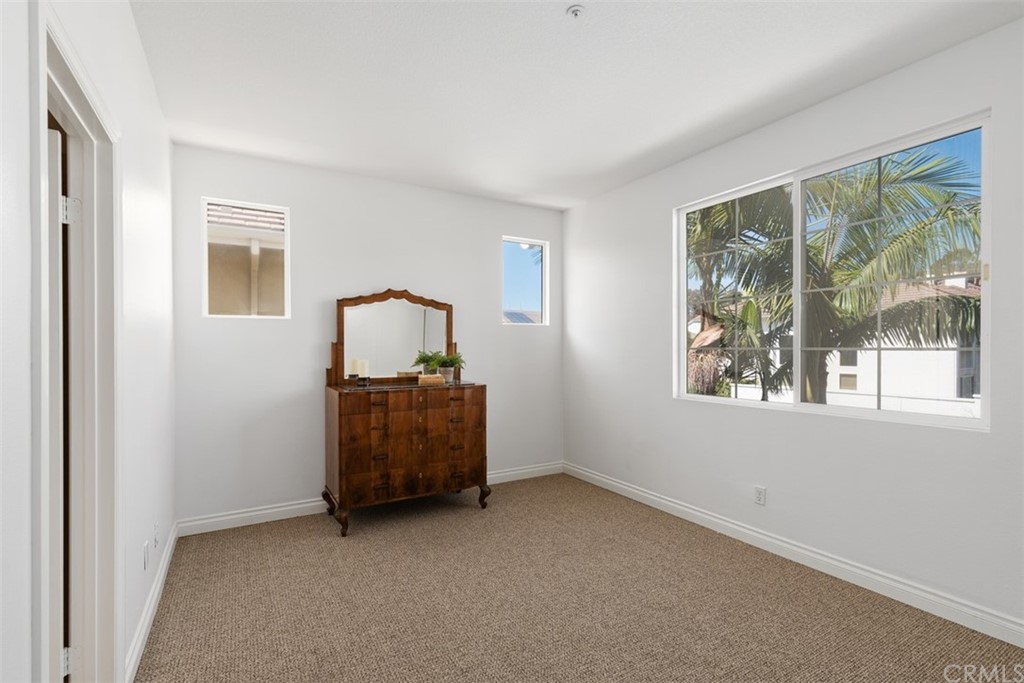 511 Avenida Ossa San Clemente, CA 92672 - Photo 26 of 49 an empty room with a window