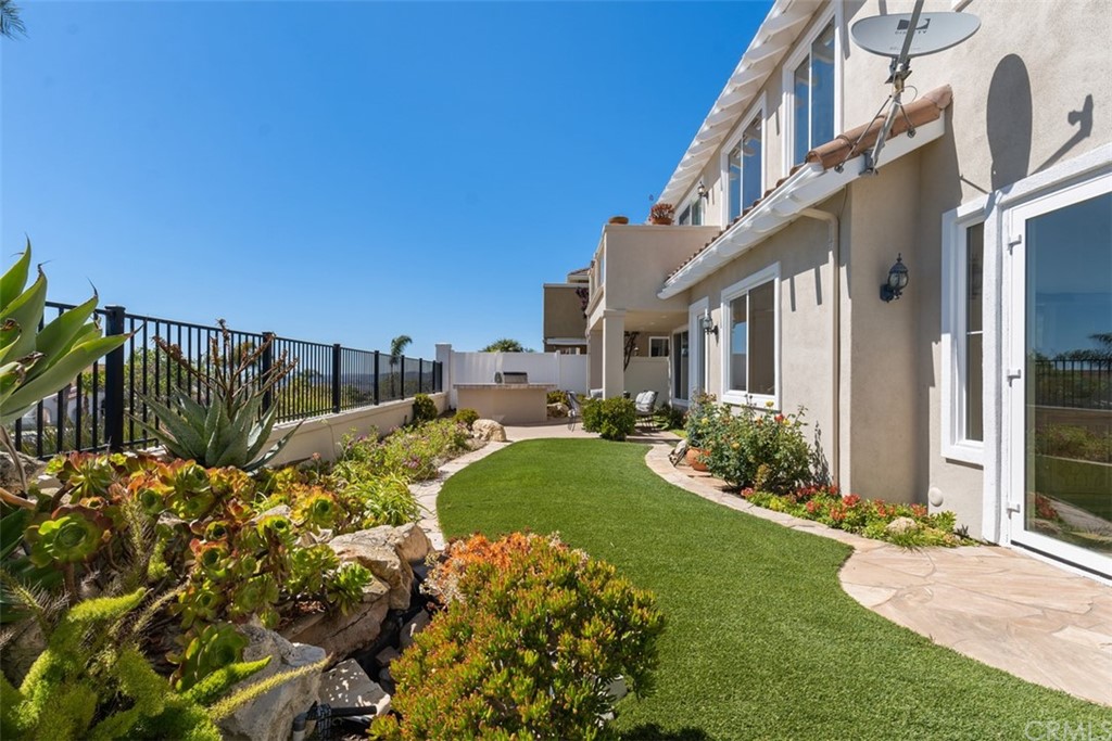 511 Avenida Ossa San Clemente, CA 92672 - Photo 35 of 49 a view of a house with a yard