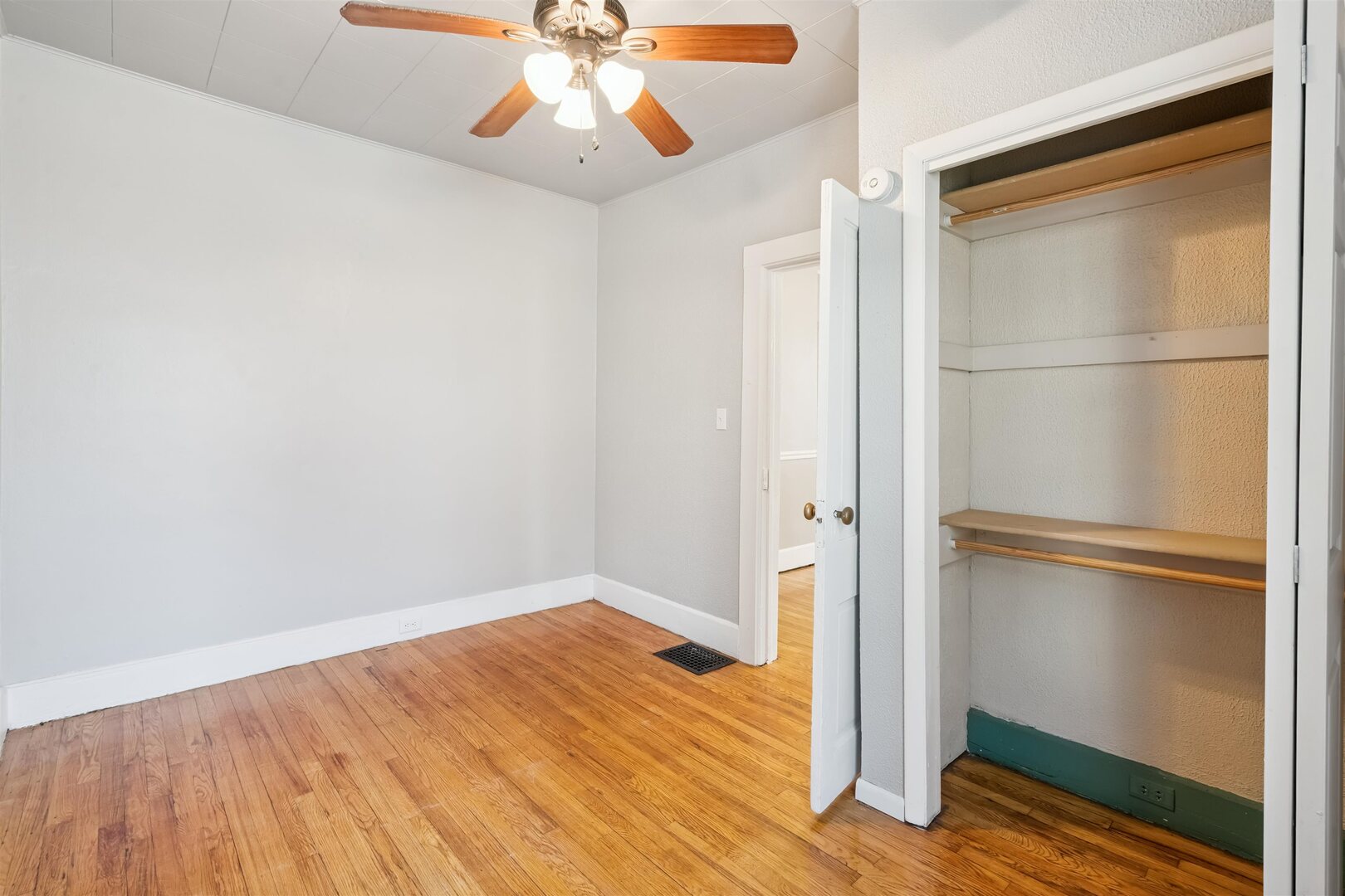 1411 Jersey Ridge Road Davenport, IA 52803 - Photo 11 of 27