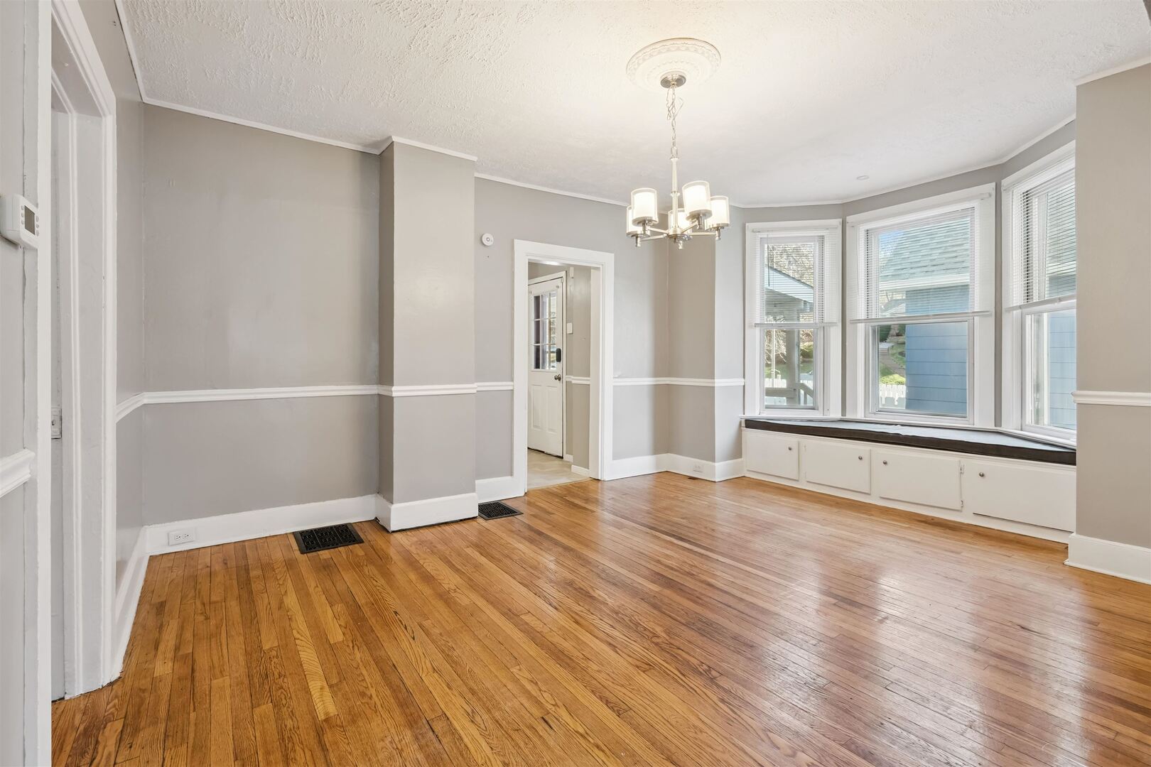 1411 Jersey Ridge Road Davenport, IA 52803 - Photo 6 of 27