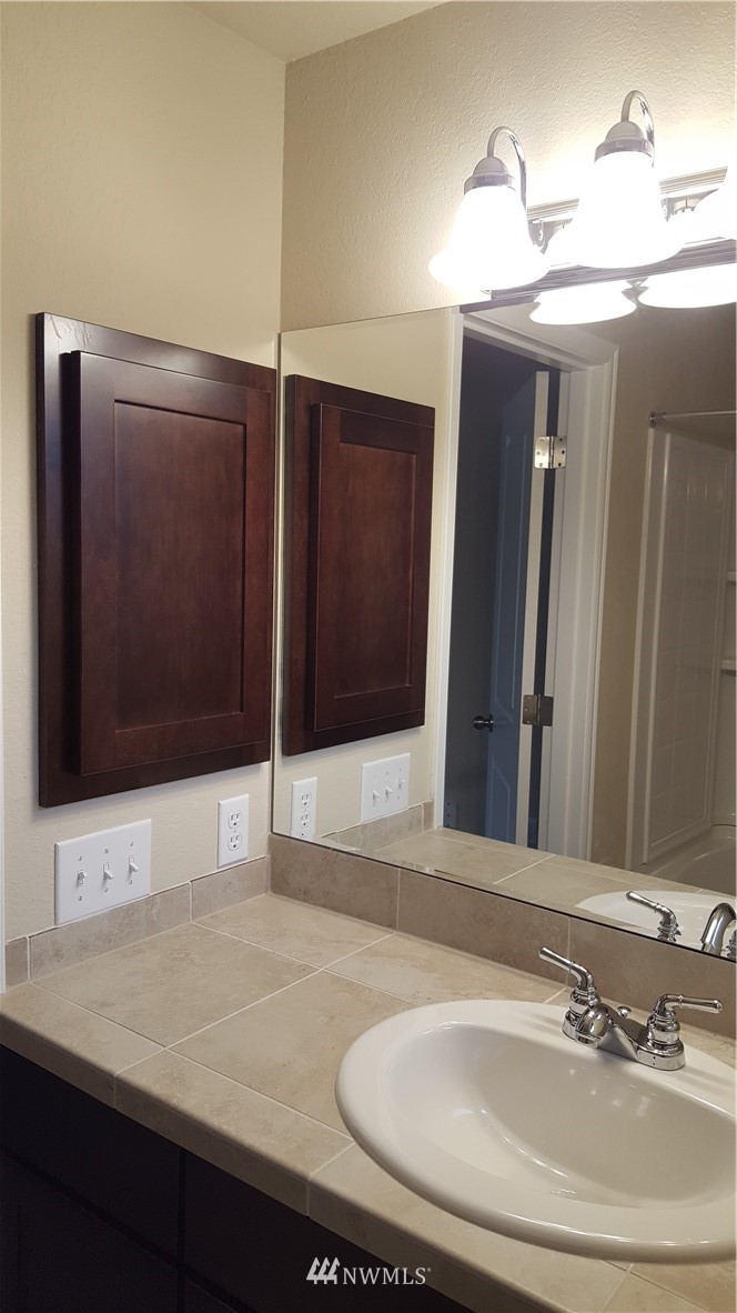 2126 185th Place Southeast Bothell, WA 98012 - Photo 14 of 22