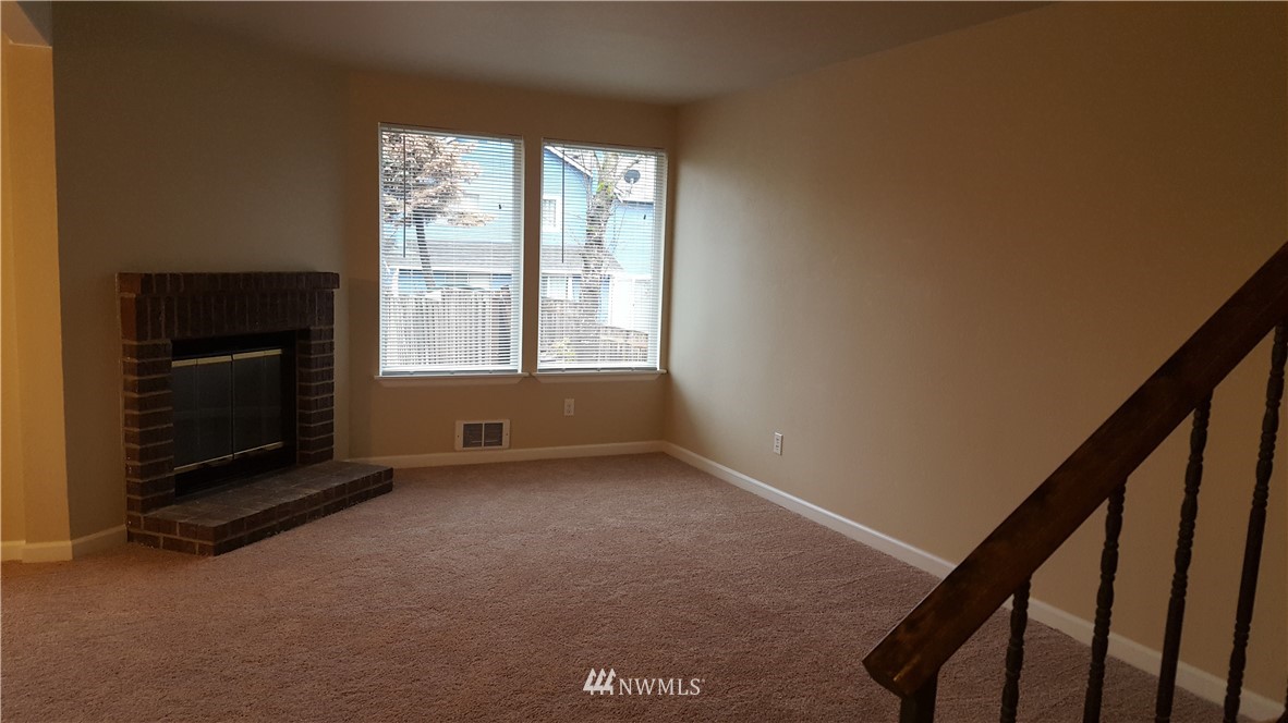 2126 185th Place Southeast Bothell, WA 98012 - Photo 3 of 22