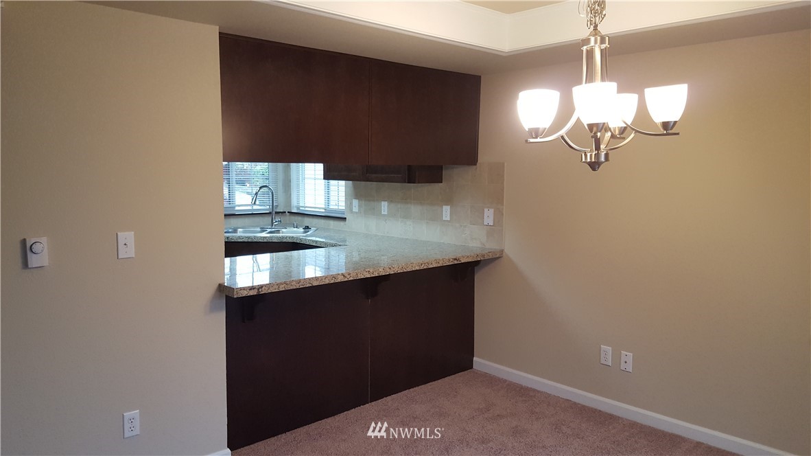 2126 185th Place Southeast Bothell, WA 98012 - Photo 6 of 22