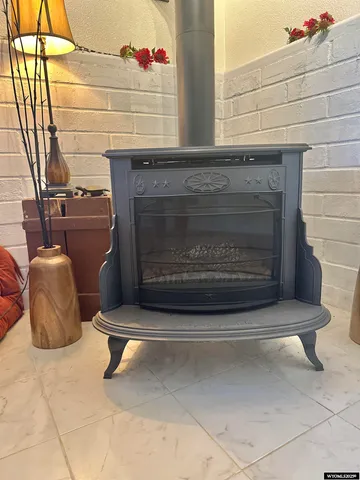 $267,000 | 220 North Pine Street, Ten Sleep, WY 82442