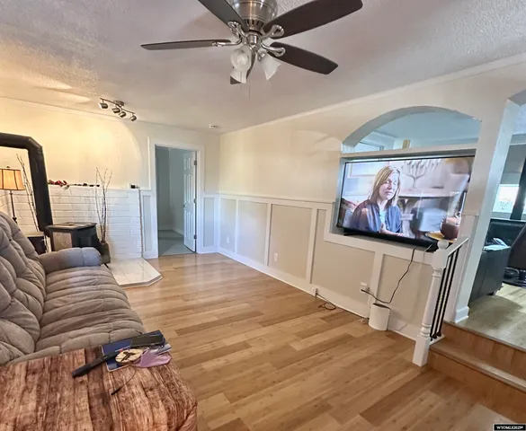 $267,000 | 220 North Pine Street, Ten Sleep, WY 82442