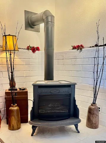 $267,000 | 220 North Pine Street, Ten Sleep, WY 82442