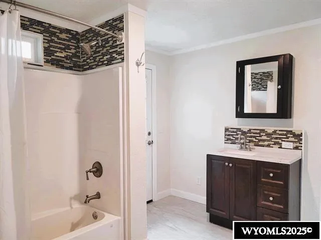 $267,000 | 220 North Pine Street, Ten Sleep, WY 82442