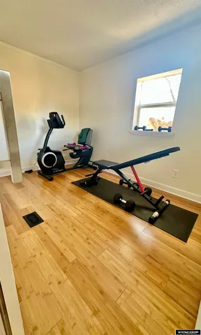 $267,000 | 220 North Pine Street, Ten Sleep, WY 82442