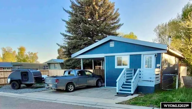 $267,000 | 220 North Pine Street, Ten Sleep, WY 82442