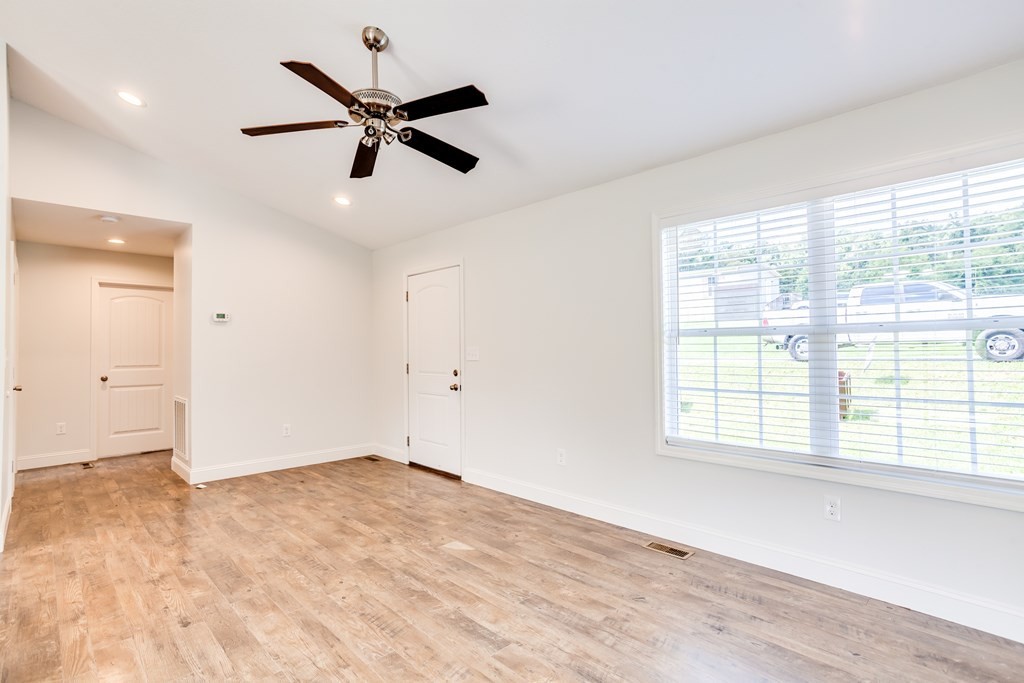 414 Hubbs Grove Road Maynardville, TN 37807 - Photo 17 of 26 Gallery Image 17