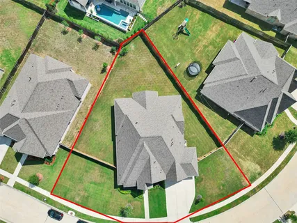 $975,000 | 5422 Farm Hill Way, Fulshear, TX 77406