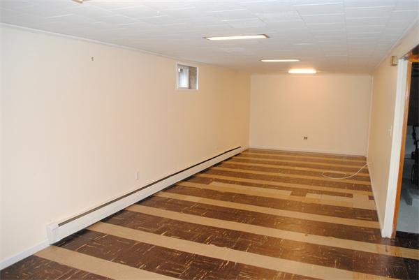 20 Plant Road Waltham, MA 02451 - Photo 8 of 10