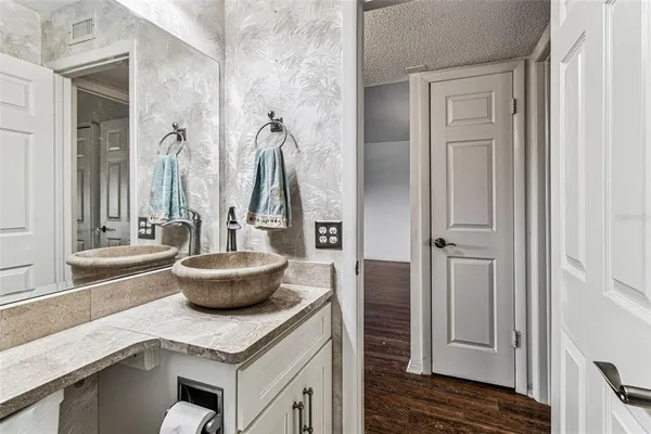 $1,495 | 2455 Finlandia Lane, Unit 67, Clearwater, FL 33763