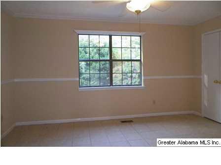 1326 Applegate Drive Alabaster, AL 35007 - Photo 9 of 12