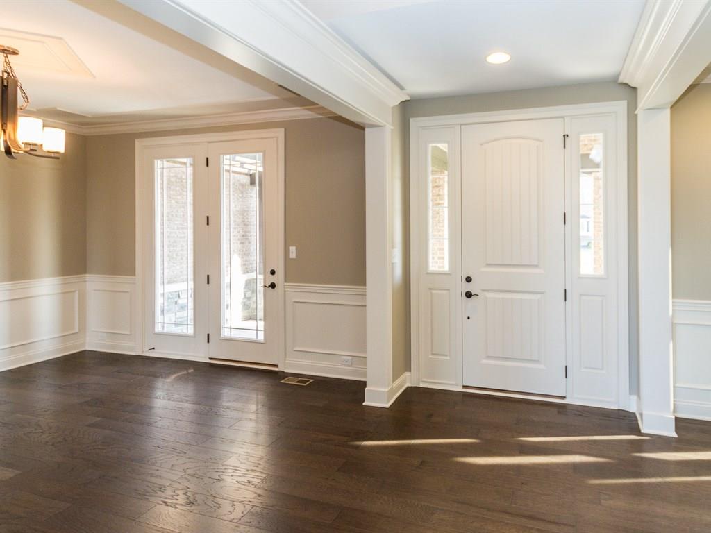 9998 Backstretch Row Fishers, IN 46040 - Photo 3 of 24 Gallery Image 3